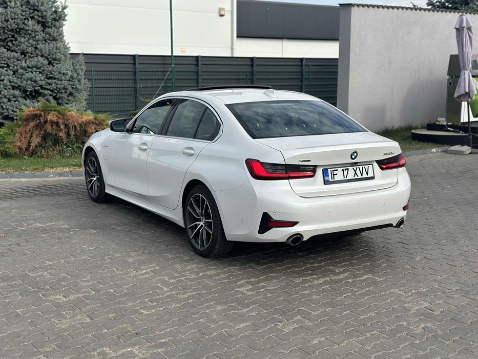 BMW 330e Plug-in Hybrid 2022 facelift
