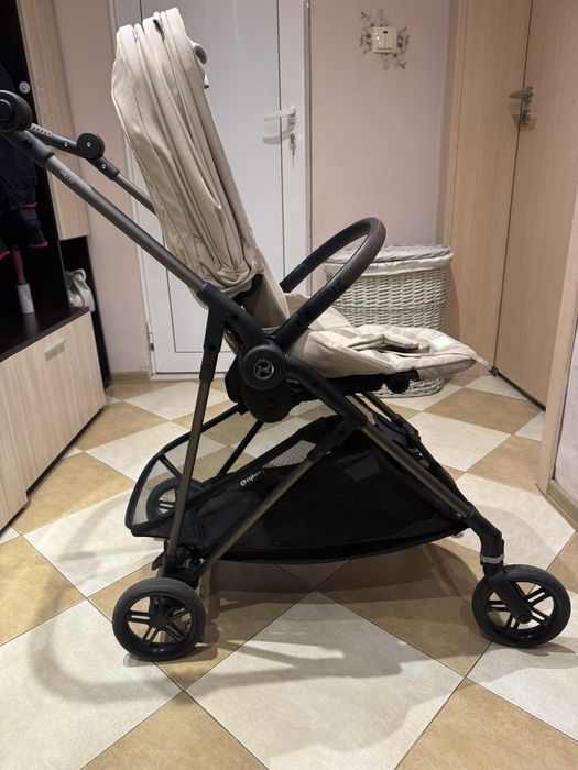 Cybex      Melio
