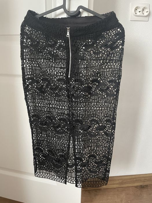 Fusta neagră Bardot mărimea 36 midi valorează €95