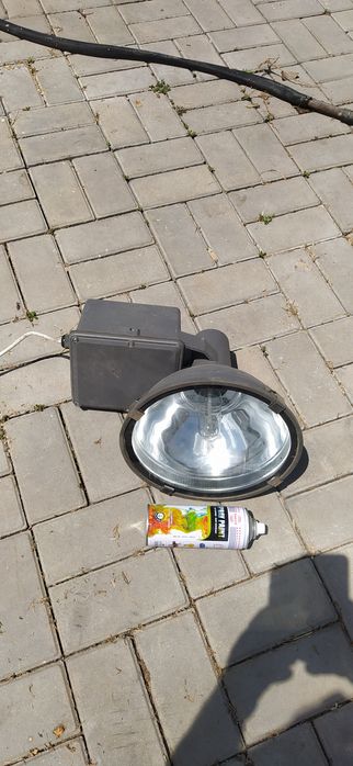 Прожектор продам . производство германия ..