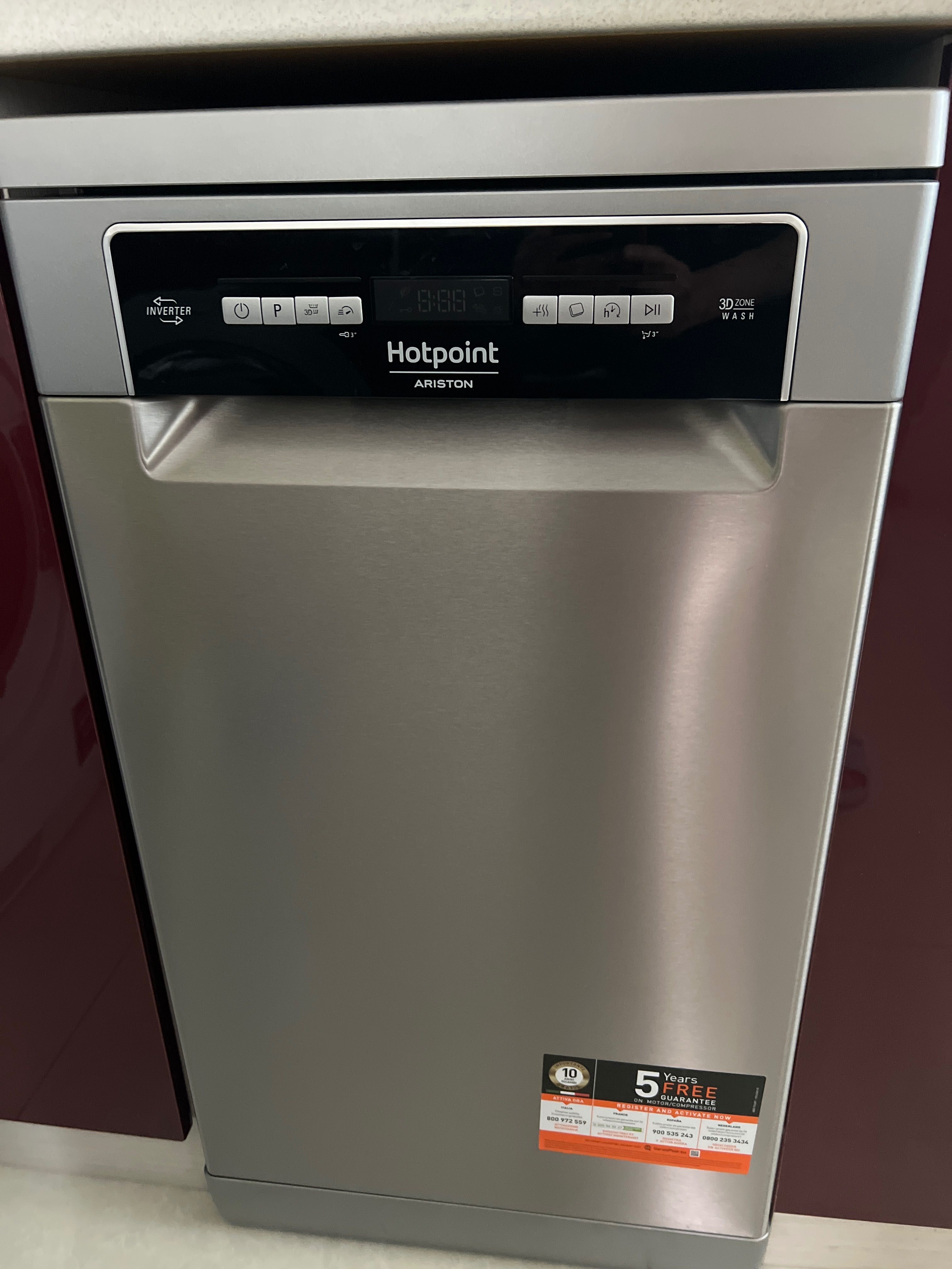 Съдомиялна машина Hotpoint HSFO3T235WCX, 10 комплекта