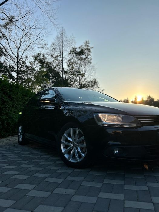 Vând VW Jetta an 2012