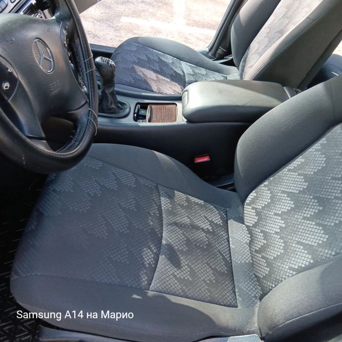 Продавам Мерцедес Бенц С180