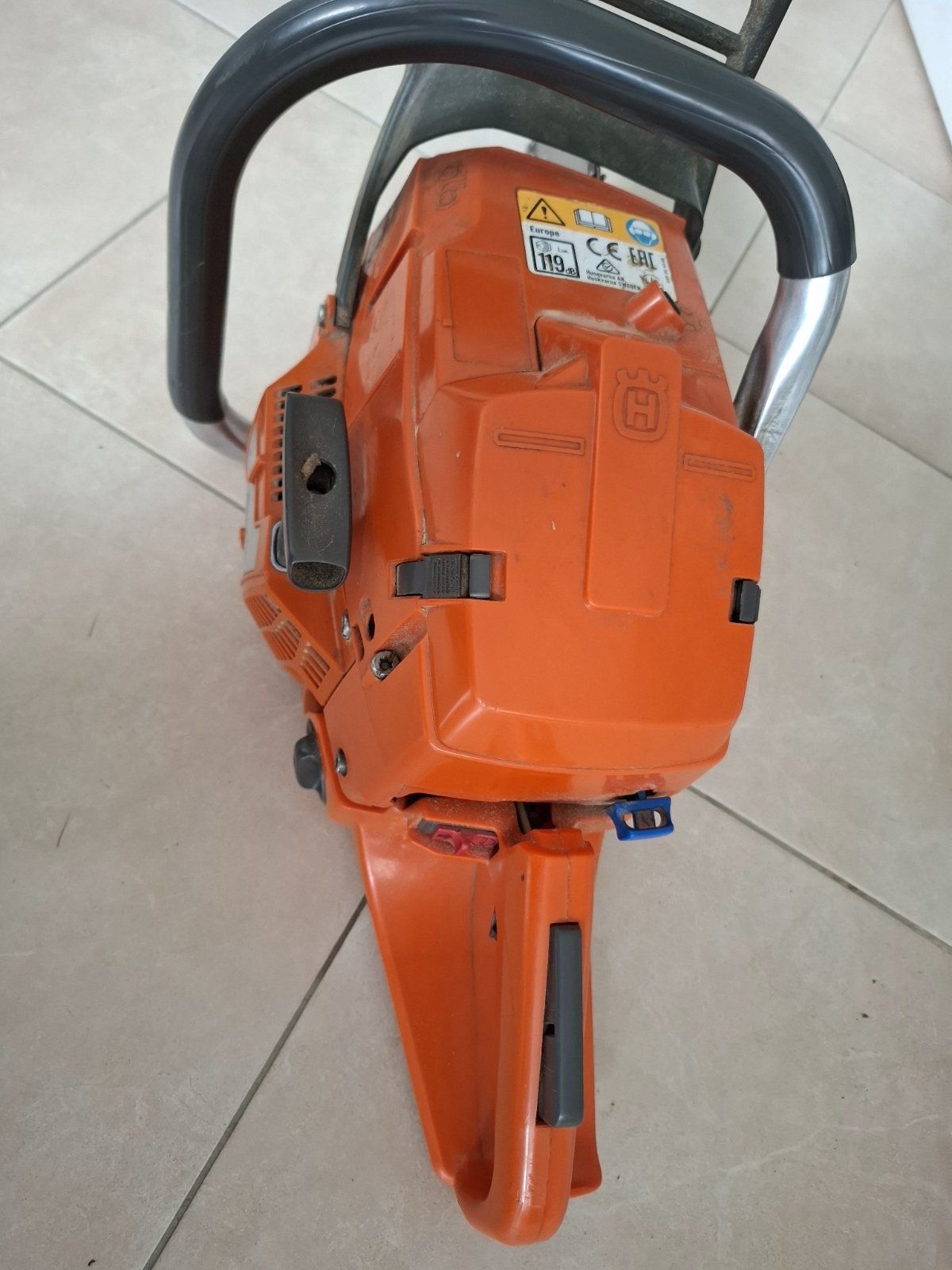 Husqvarna 365 отлична машина.