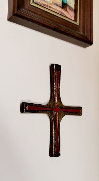 Кръст Бронзов кръст за причастие стенен кръст разпятие с червен емайл