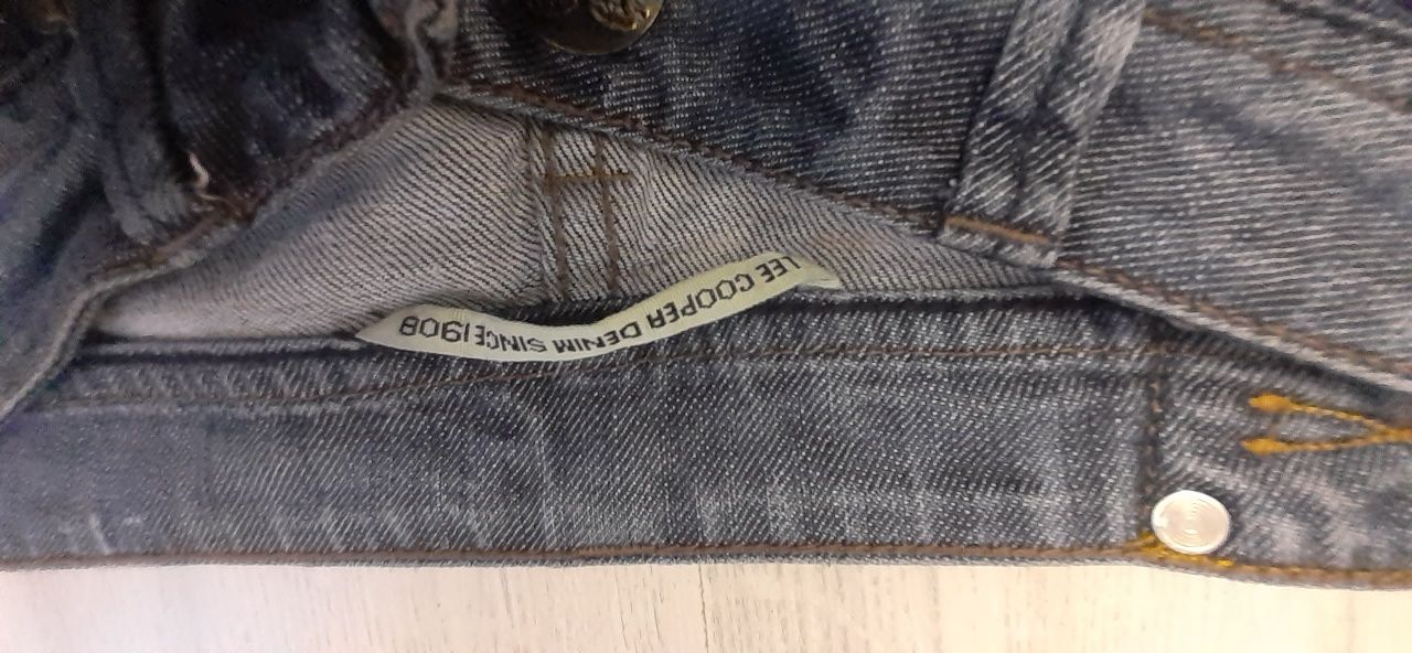 Pantaloni blugi de dama lee cooper