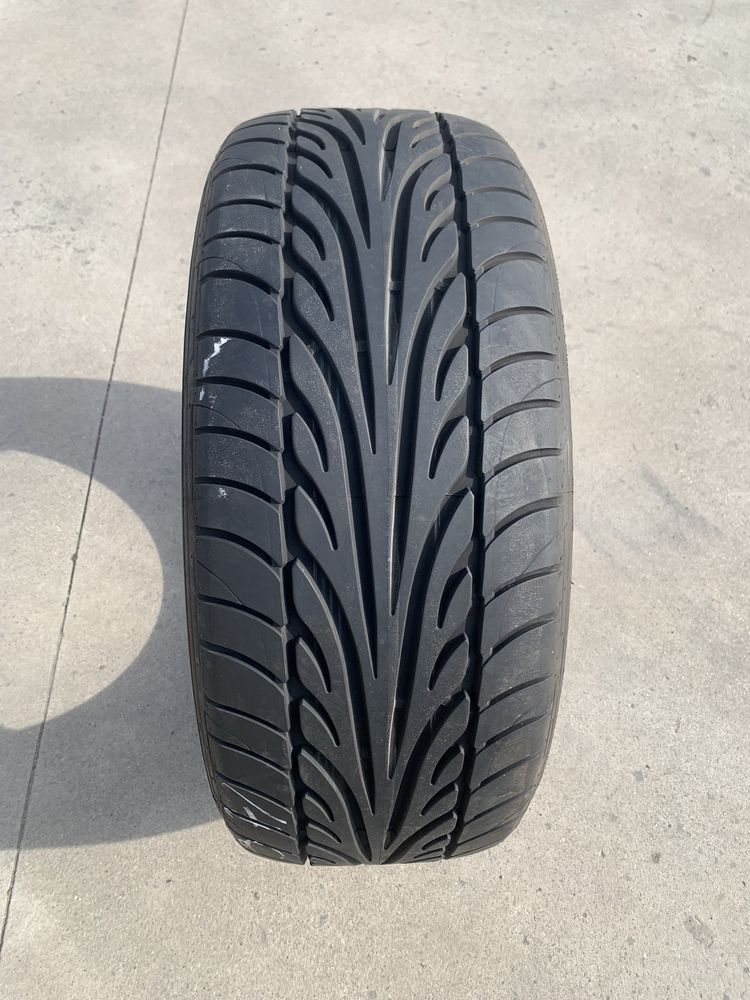 1брой.  Летна гума 235/55/17 Dunlop Sp sport