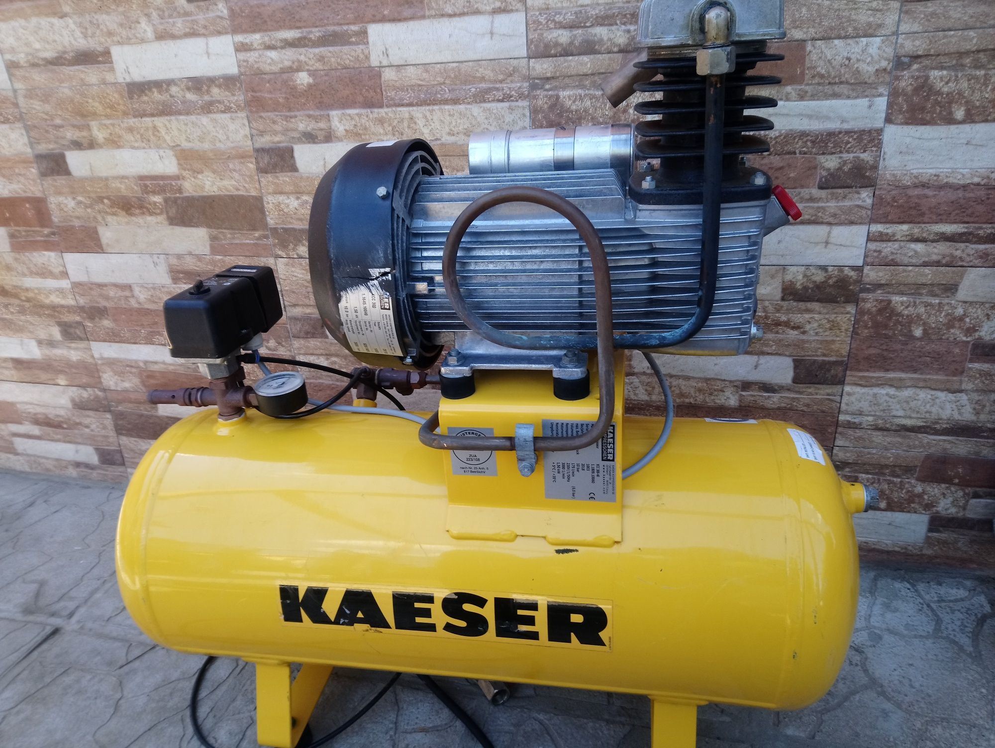 Компресор Kaeser kcc300-40 175L 220V 2018год.175L/min