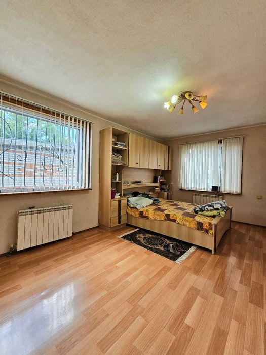 продается дом Тепличная