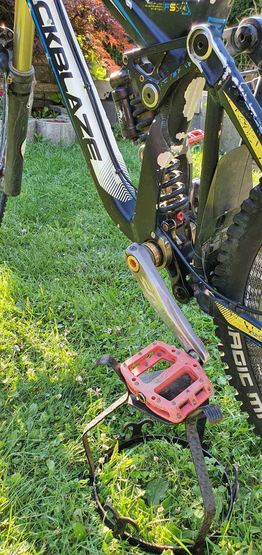 Планински Shockblaze DH team