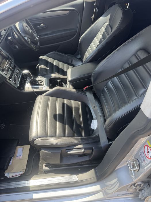 Interior , scaune piele passat cc