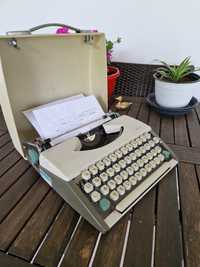 Olympia De Luxe masina de scris