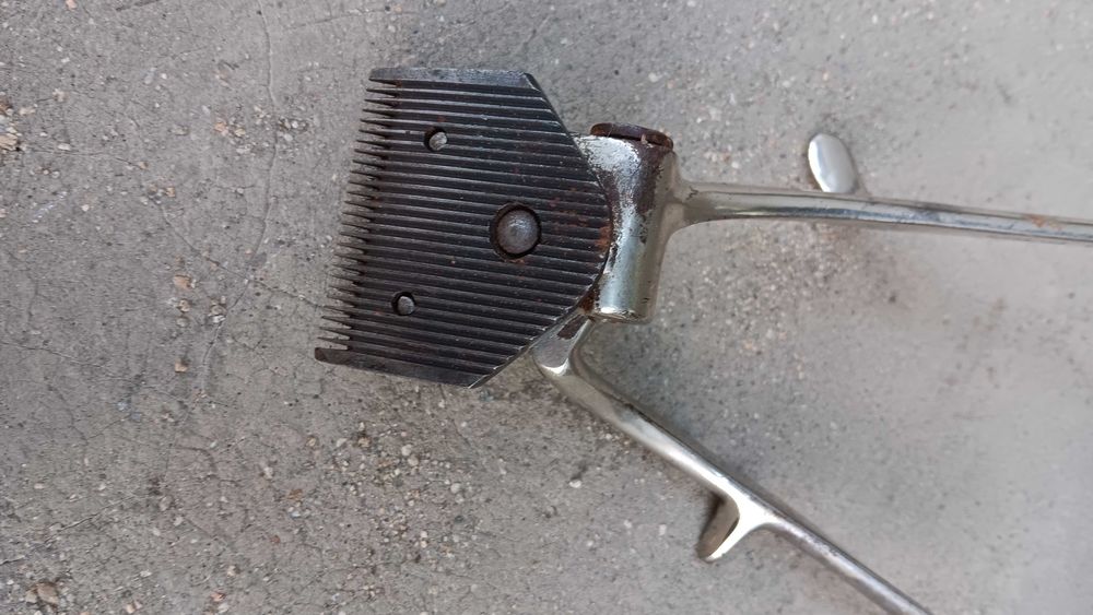 Ретро машинка за подстригване