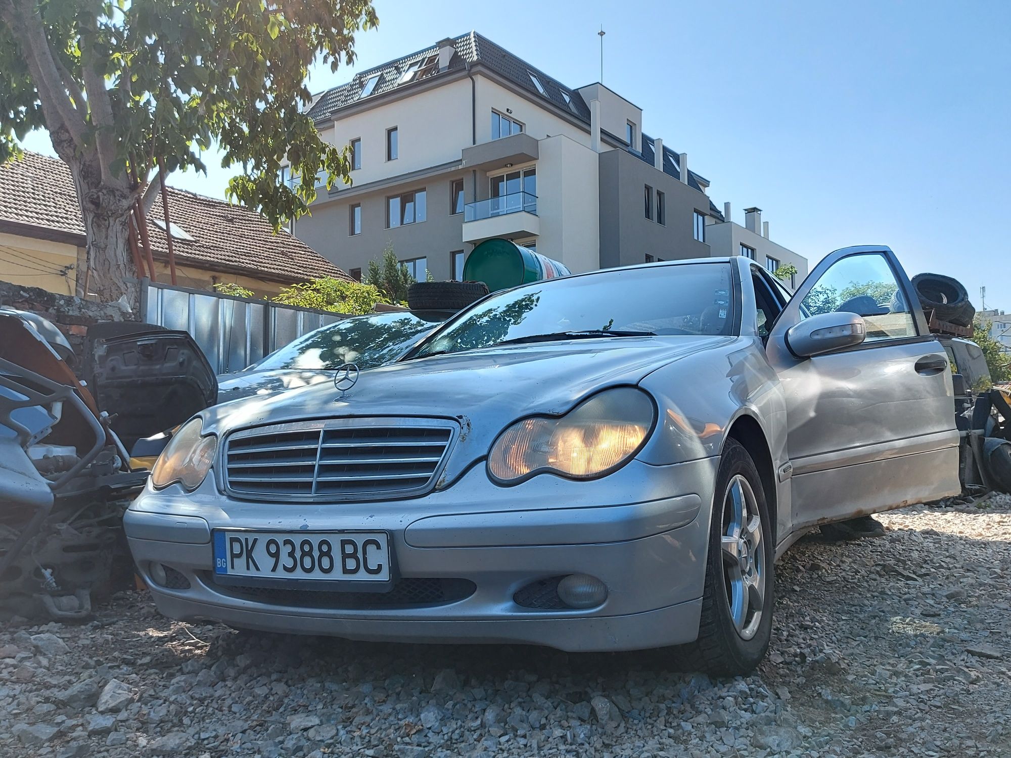 Mercedes c180 w203 на части