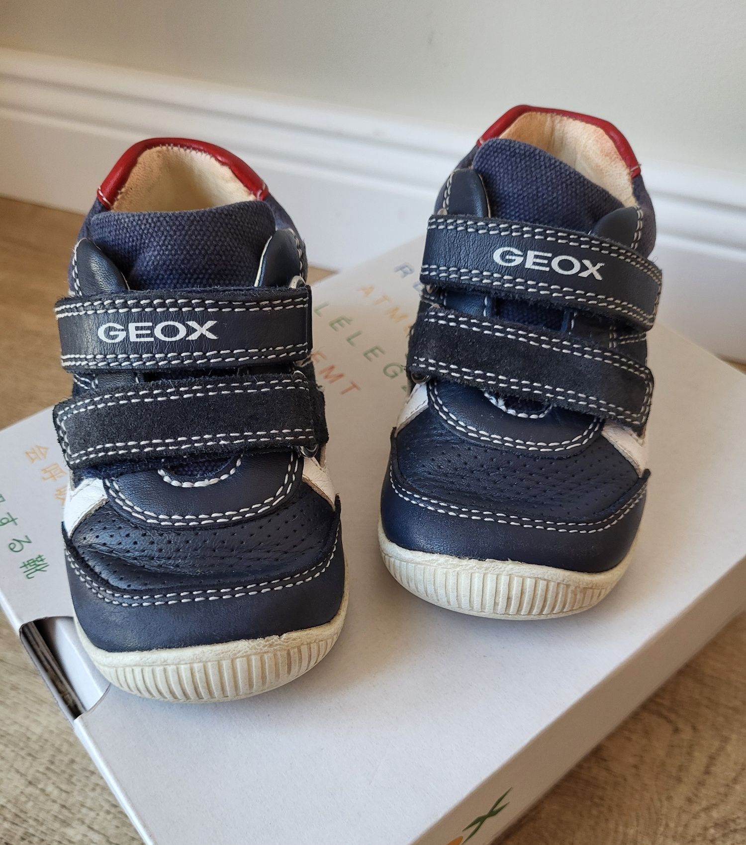 Pantofi de piele Geox nr. 20