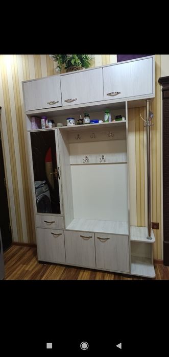 Шкафсервант, прихожка, парта, сандук