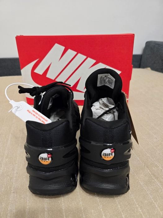 Nike DN 9 nr 41 și 44 preț 350 lei