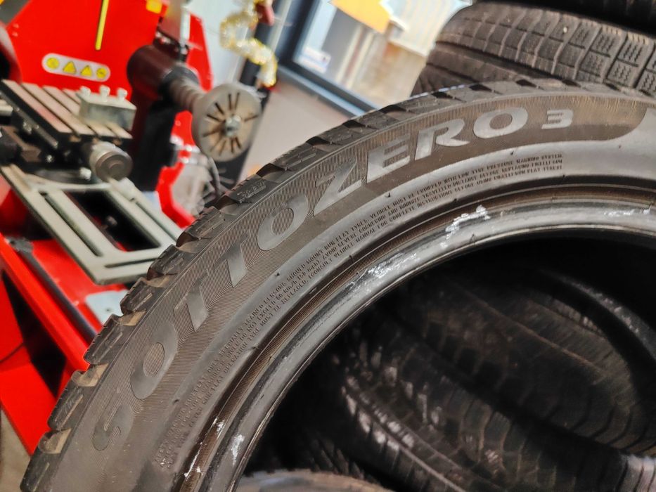 4бр. зимни гуми 225/50/18 Pirelli