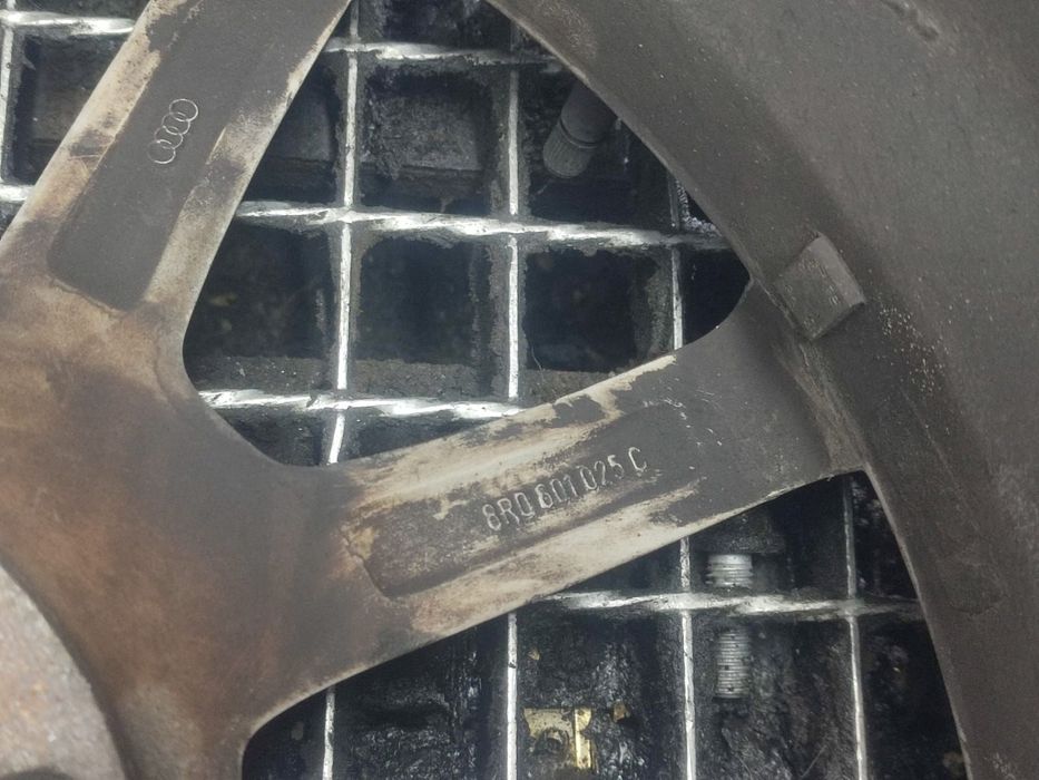 Janta aliaj R18 8R0601025C Audi Q5 8R [2008 - 2012]