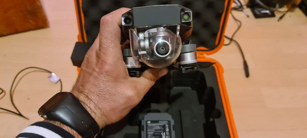 Drona mavic pro ..