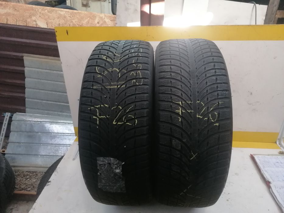 235/55/19 2*Michelin iarna 101h dot 0817.  4,,09mm