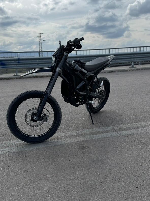 Surron ultra bee