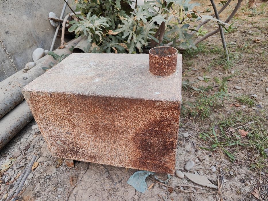 Utinli va kumirli pechka sotiladi