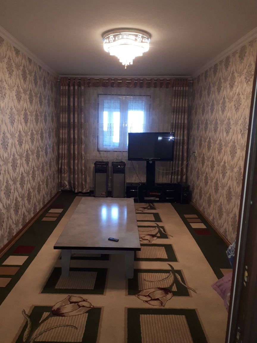 3 хонали кв сотилади Низомий 14.дом