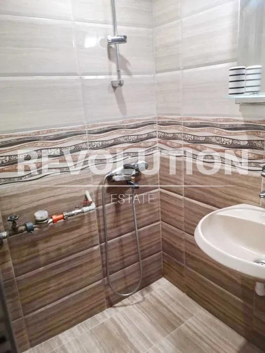 Дава се под наем Двустаен апартамент в Варна, Спортна зала - 60 кв.м за 450 € - Снимка #6