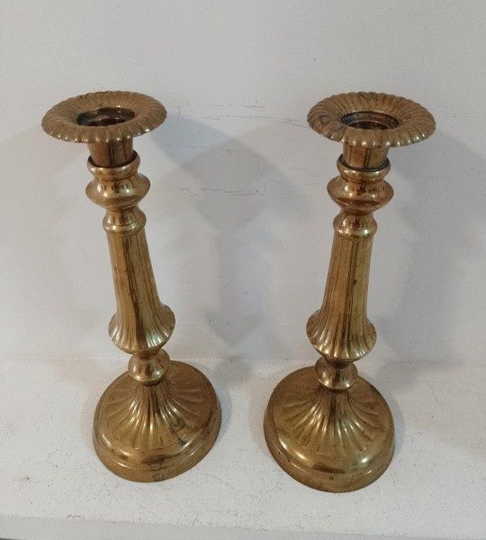 Superbe sfesnice Franța din bronz masiv prima jumătate a sec 19 ,piese