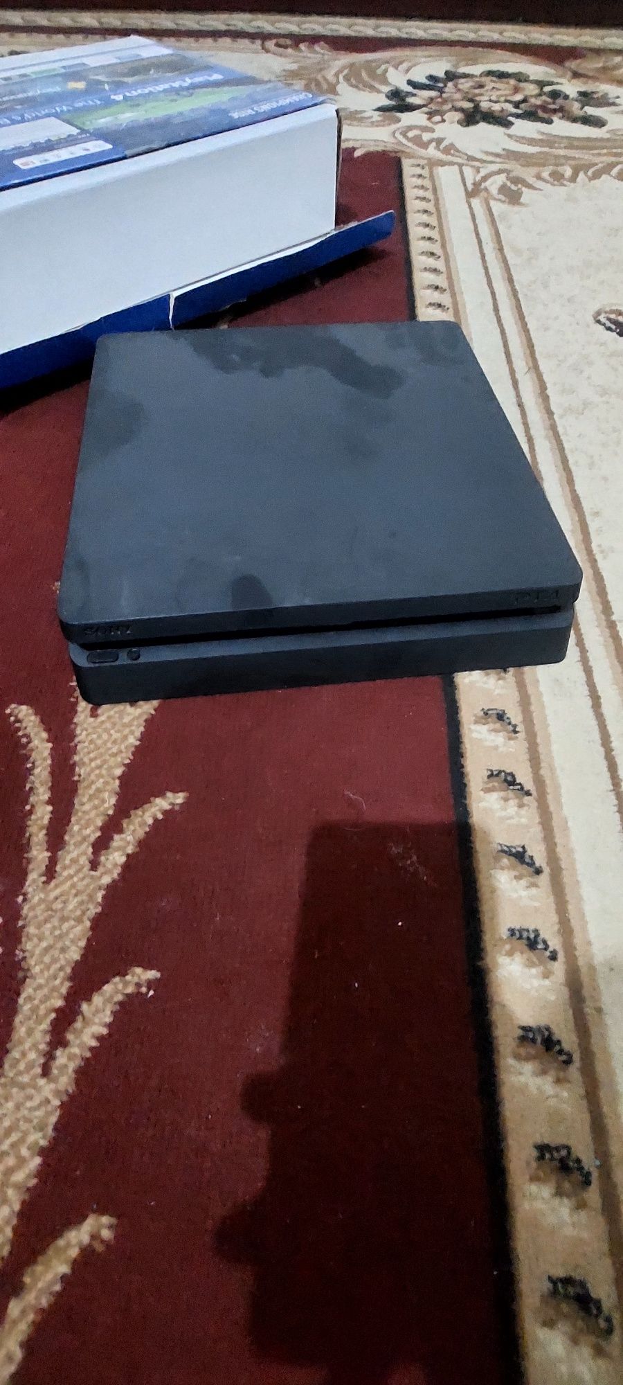Sony Play station bor yangi