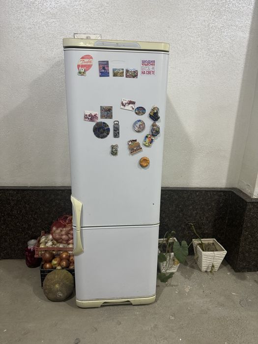 Продается холодилник Бирюса