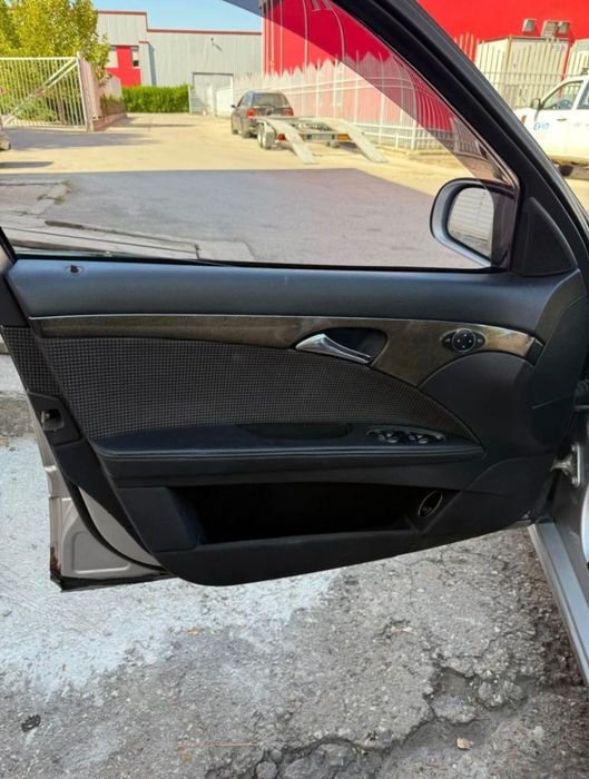 Mercedes e220 cdi на части