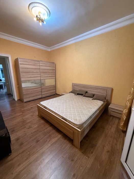 Продам квартиру на Чиланзар 2 2х комнатная