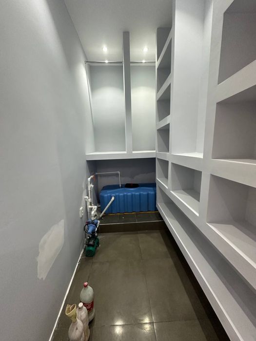 Срочно сдается 3 комнатная квартира авторский ремонт