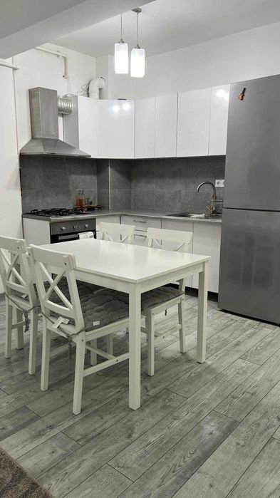 Vand apartament floresti Sub Cetate 150 k