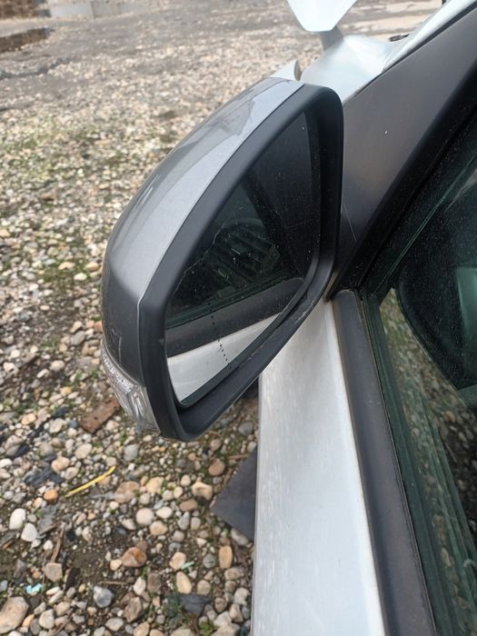Oglinda stanga fata renault megane 3 rabatabila electric
