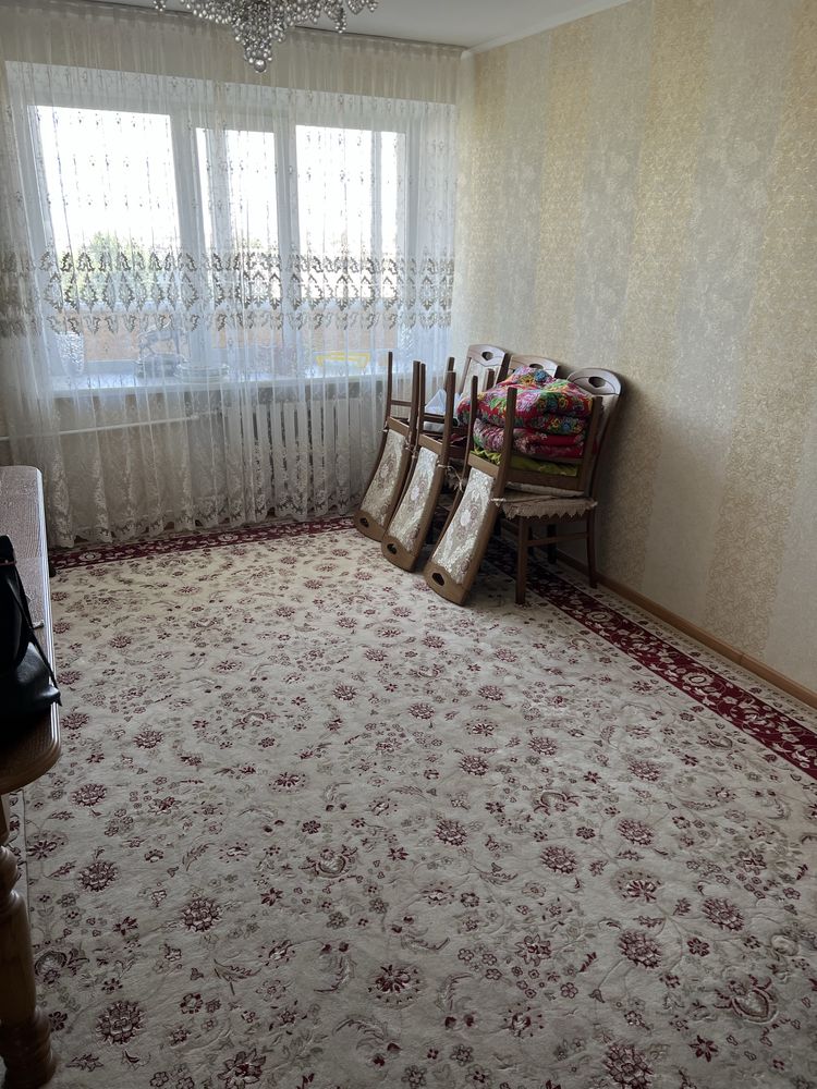 Ковер 5х3 м, в отличном состоянии