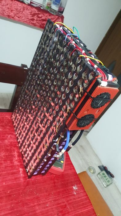 Acumulator li-ion 12v 95A 2.5kw. / 24v 95A 5kw