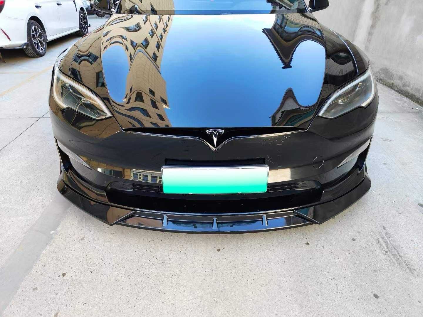 Сплиттер переднего бампера Tesla Model S