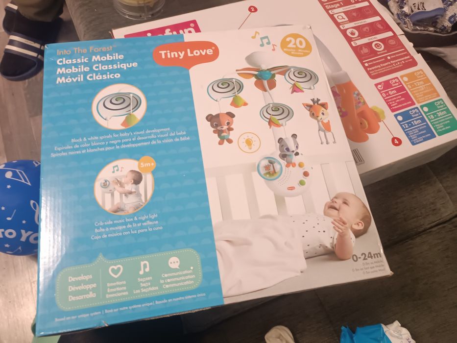 Музикална въртележка Tiny live