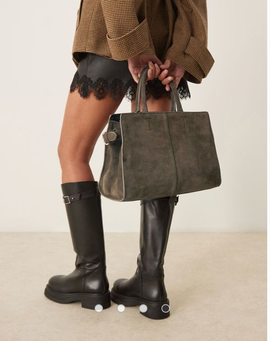 Кафява чанта - естествен велур