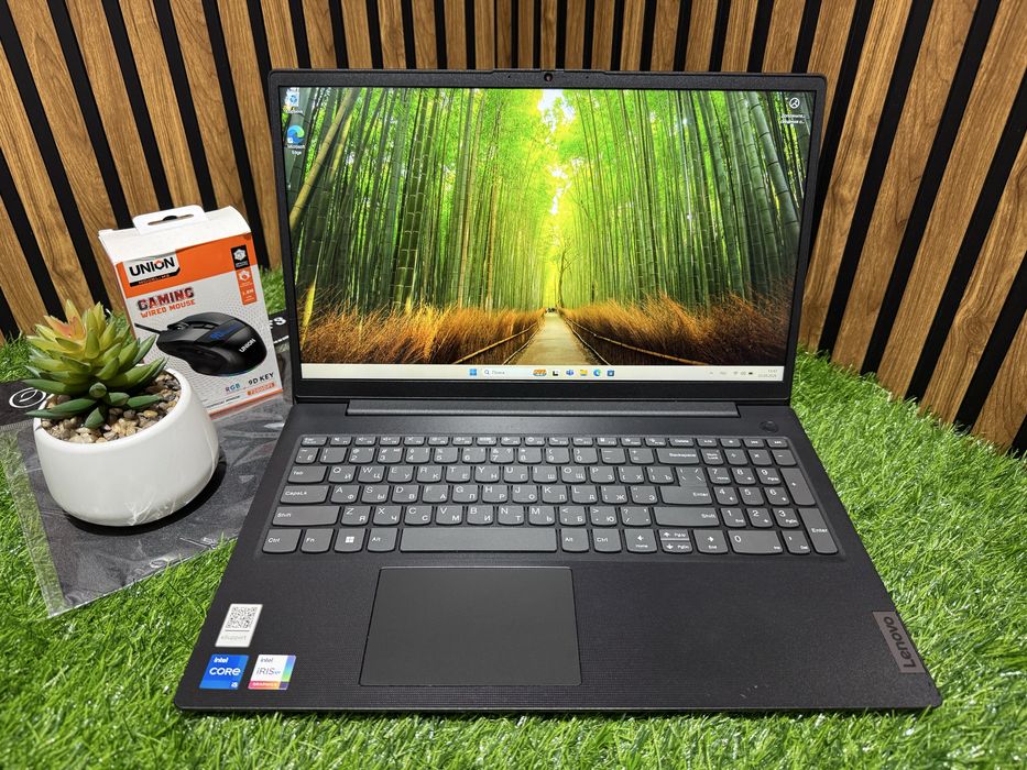 Ноутбук Lenovo V15 Core i5-1235U/8GB/SSD512GB/Iris Xe Graphics