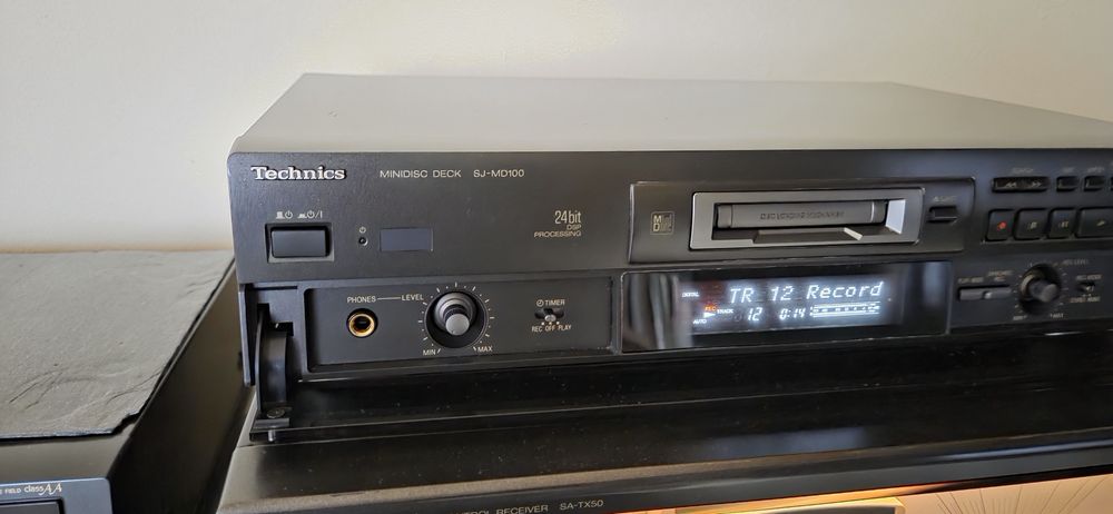Technics minidisc  SJ MD 100 stare foarte buna