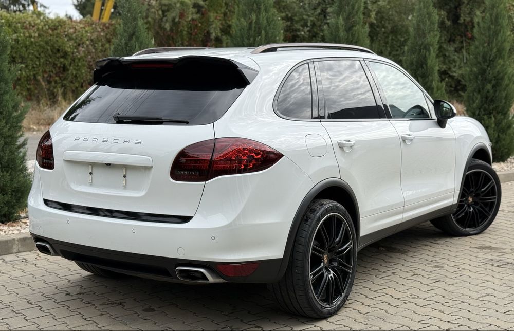 Porsche Cayenne GTS Interior Bi-Xenon Perne Camera Webasto