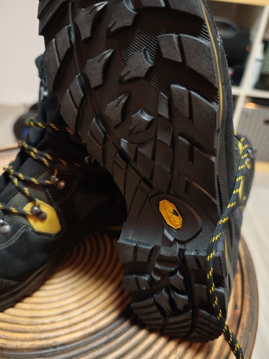 Lowa GTX Freeflex 47 (30,4cm)  Gore tex,Vibram,waterproof impermeabili
