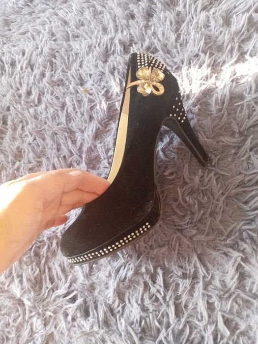 Продам туфли в хорошем состоянии