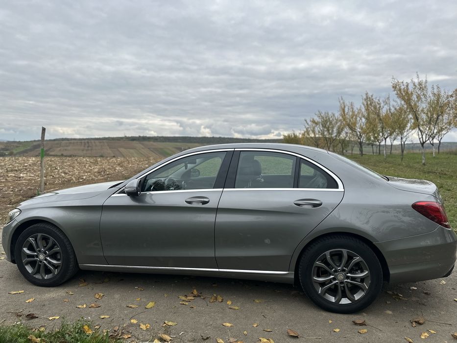 Mercedes Benz C220
