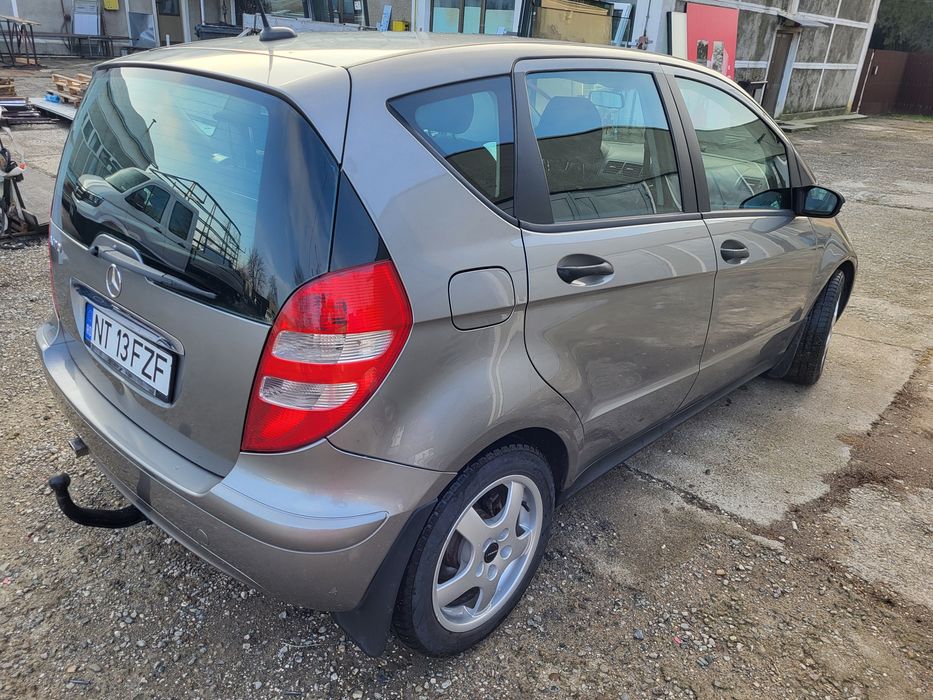 Vând mercedes a class 170