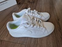 Маратонки  Nike номер 41